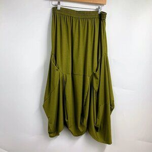 Nyah Women's Lagenlook Artsy Poofy Pocket Relaxed Pants Size M